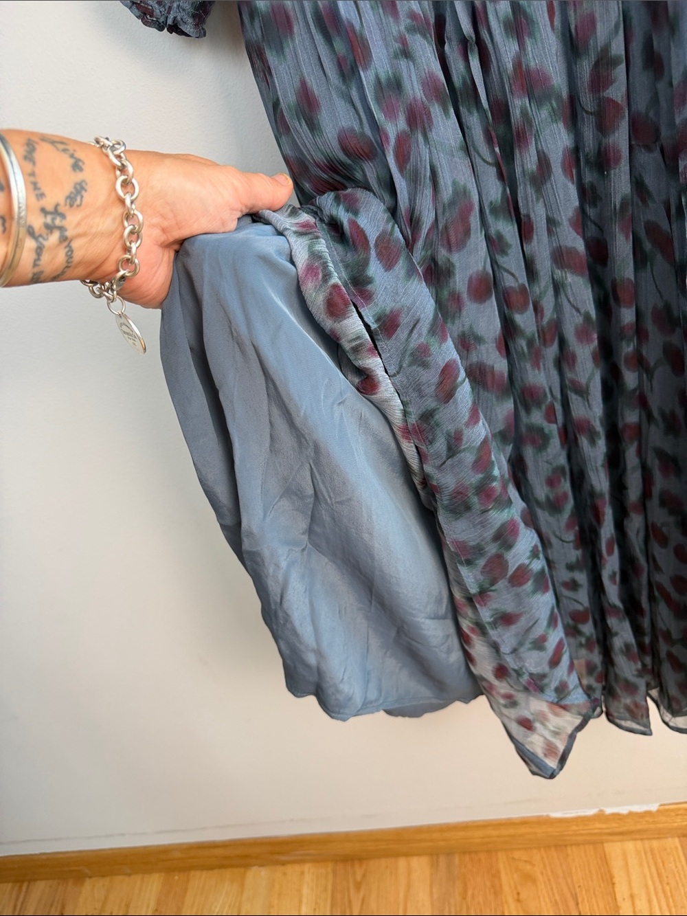 NEW J.Crew Crinkle Chiffon Sheer Long Sleeve Maxi Dress in Cherry Print Medium - Picture 8 of 16